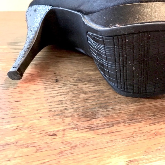 Black glitter heels **SOLD** - Picture 7 of 7